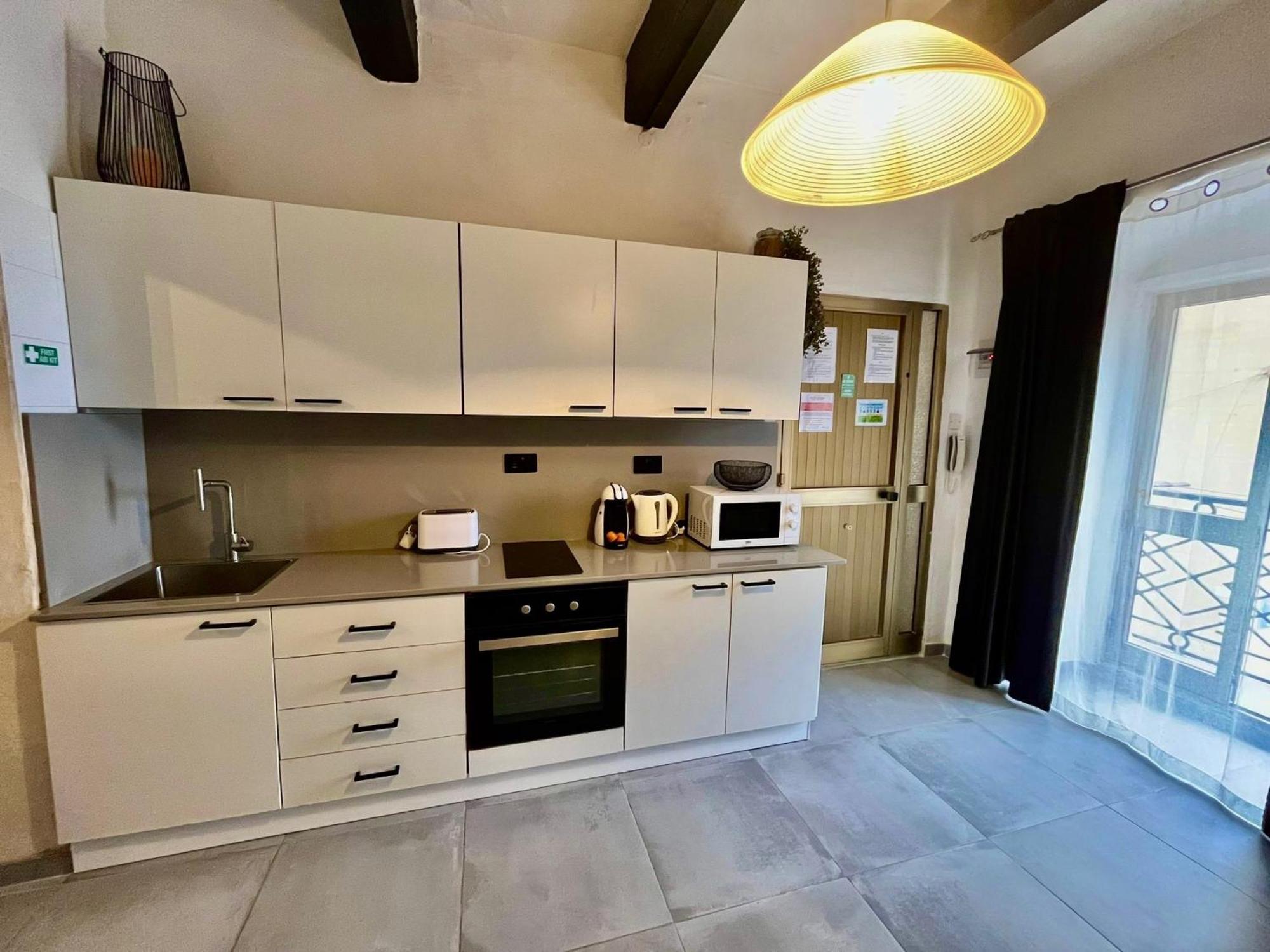 Cozy Flat. Swim Beach 2 Minutes Walk. The Old Valletta Mcri1-1 מראה חיצוני תמונה