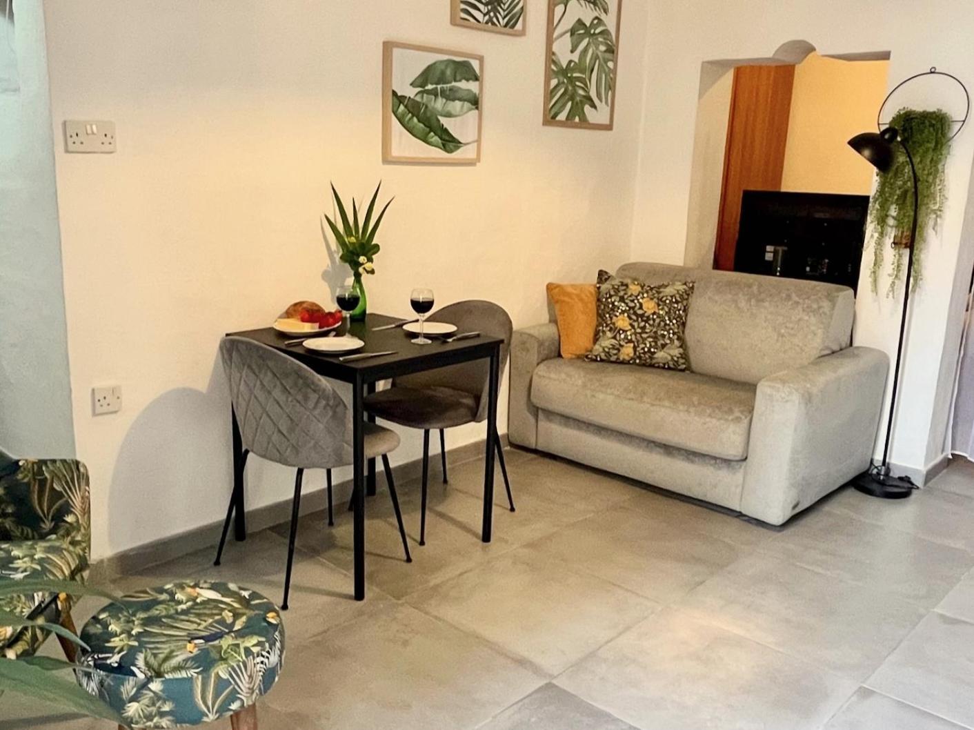 Cozy Flat. Swim Beach 2 Minutes Walk. The Old Valletta Mcri1-1 מראה חיצוני תמונה